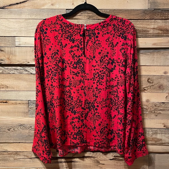 GAP Women’s Red and Black Floral top size Small - Picture 5 of 5